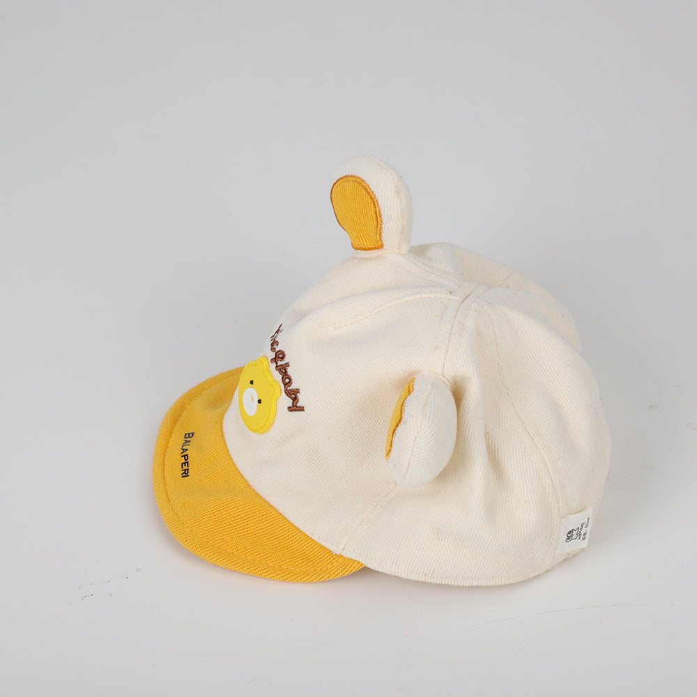 Balaperi Caps being headwear